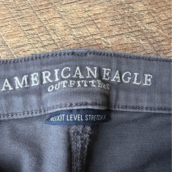 AE🦅 stretch women’s Next level stretch Jegging Crop Charcoal Grey Sz 12 EUC - Picture 11 of 15